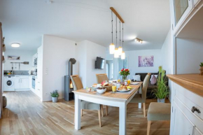 Fewo MEERwert by Seeblick Ferien ORO, Familienfreundlich, Sauna, Kamin,XL Dusche, Olpenitz